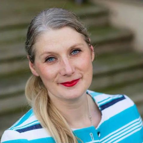 Image of Manager Victoria Arran