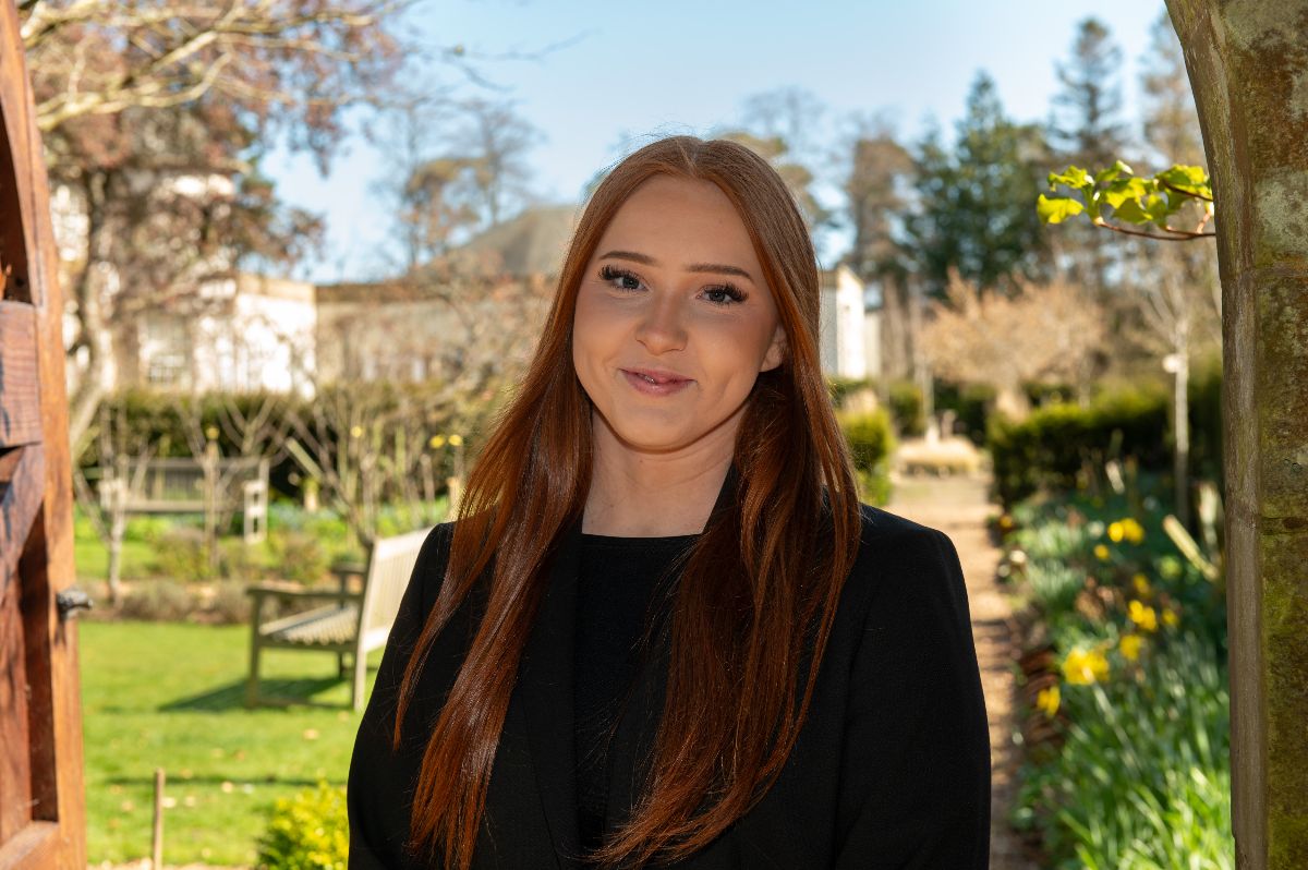 Image of Wedding Coordinator Naomi Wallace