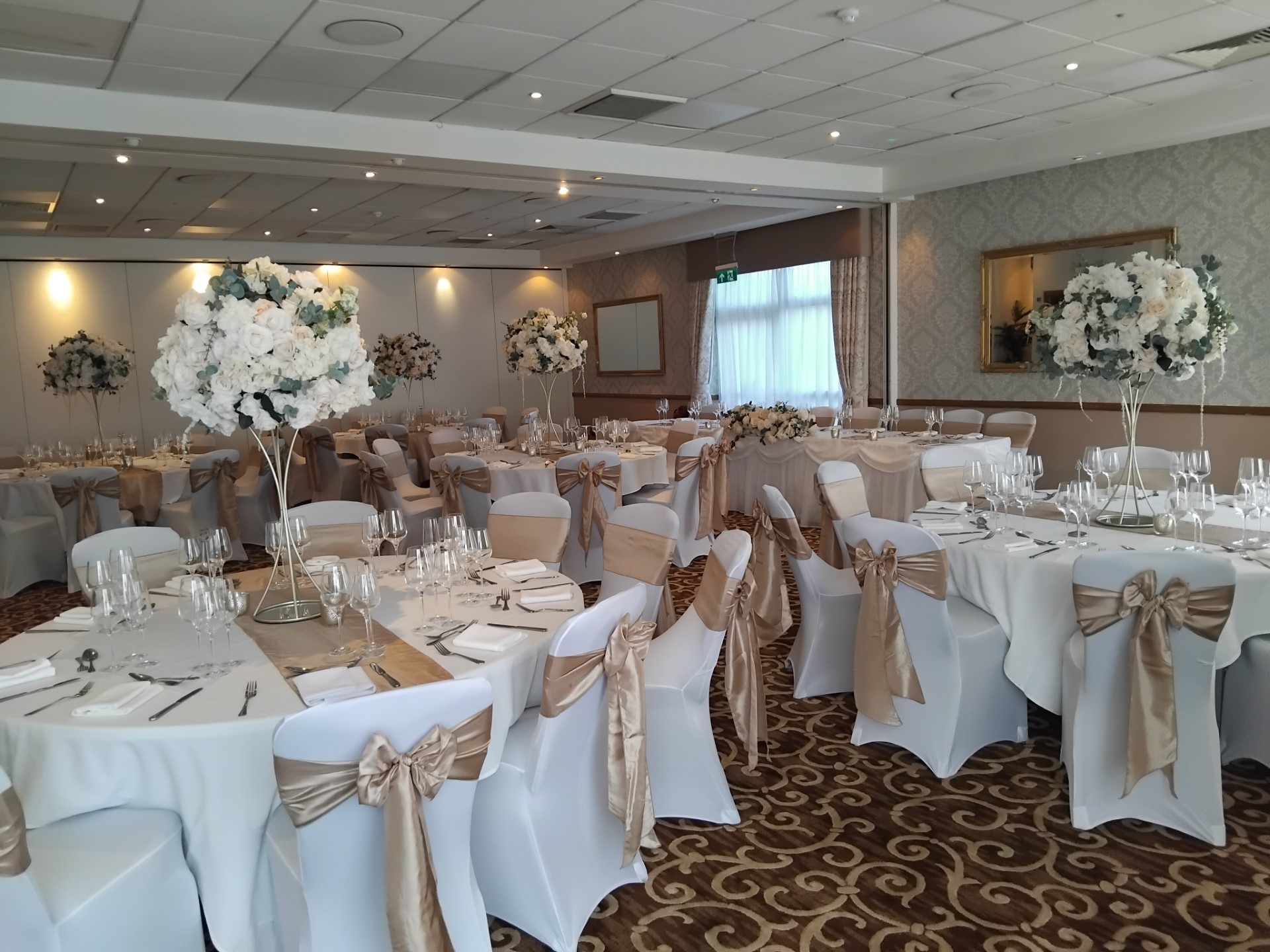 Image of Wedding Coordinator Karen Dallaway   Wedding Specialist 