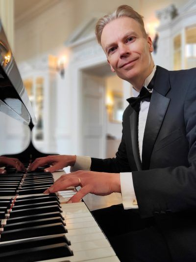 Image of Owner Christopher Langdown