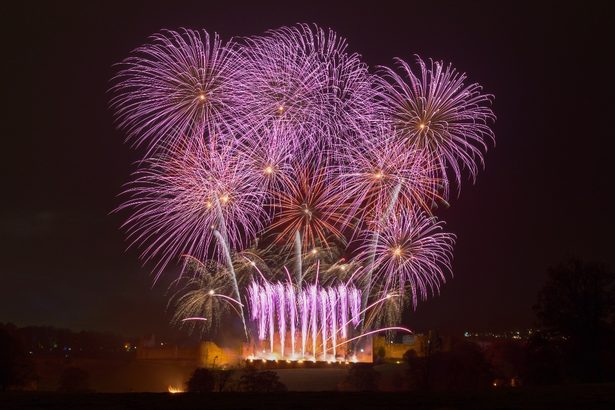 Gallery Item 1 for Fully Fused Fireworks