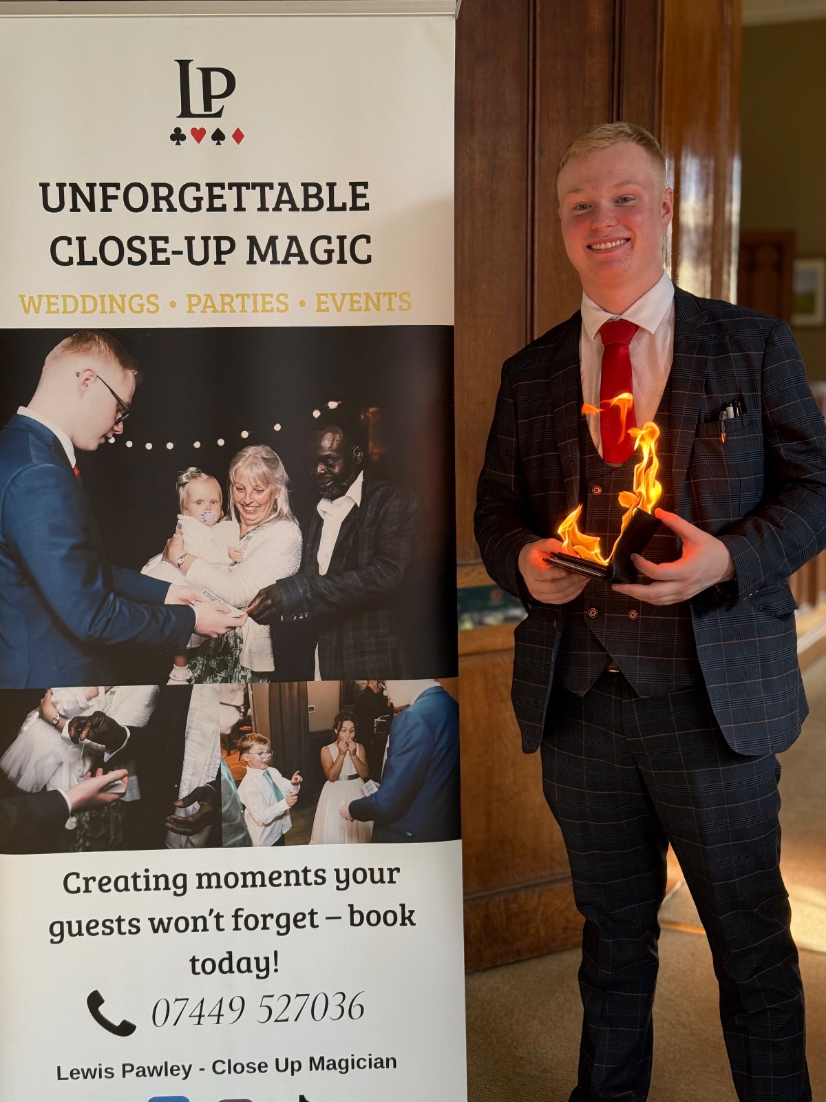 Gallery Item 5 for Lewis Pawley Close Up Magician